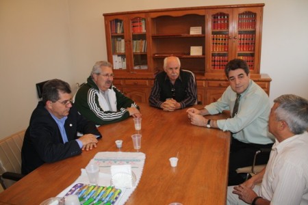 Alvaro, eu, Toninho Bom, prefeito Luís Campaci e Paulinho